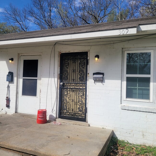 property at 311 Walnut St