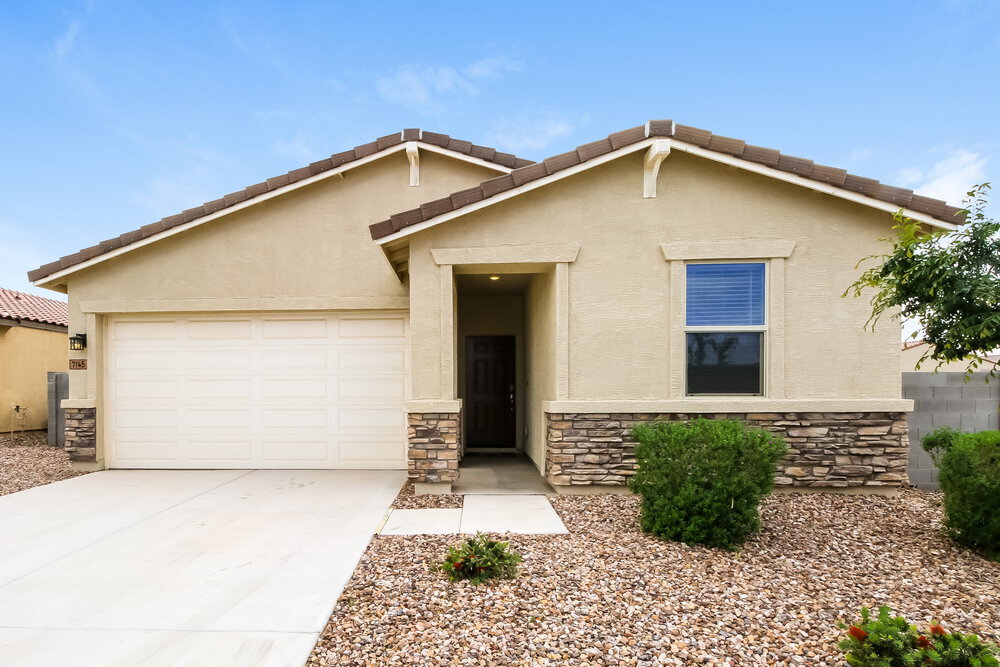 7145 E Gamebird Way in San Tan Valley, AZ - Foto de edificio