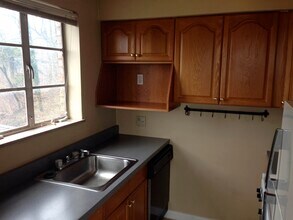 3421 Pape Ave in Cincinnati, OH - Foto de edificio - Building Photo
