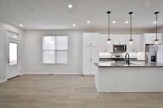 108 Hawkes Ave in Columbus, OH - Building Photo - Building Photo