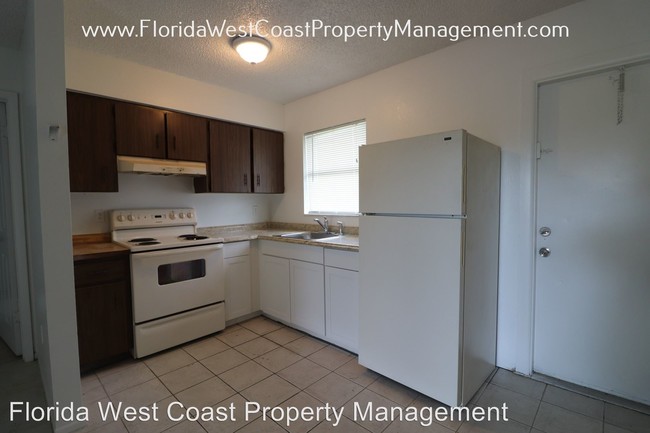 1308 36th Ave W-Unit -Apt B in Bradenton, FL - Building Photo - Building Photo
