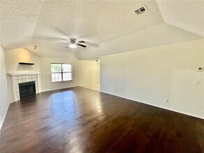 801 Jon Dr in Bentonville, AR - Building Photo - Building Photo