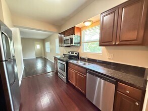 5S074 Karns Rd in Naperville, IL - Building Photo - Building Photo