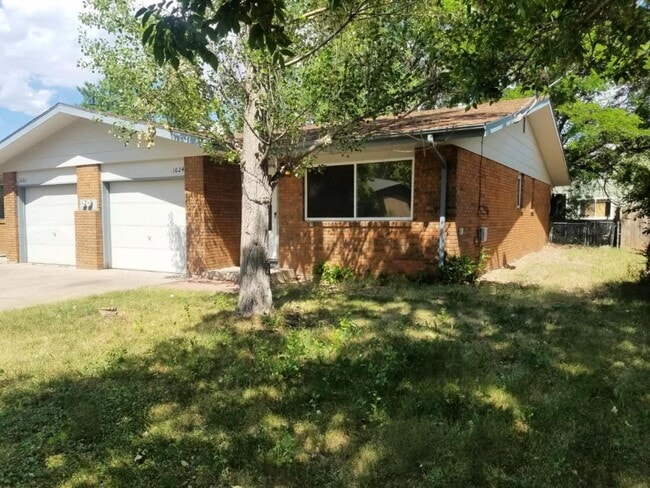property at 1624 Larch St