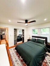 3169 Cloverhurst Dr in East Point, GA - Building Photo - Building Photo