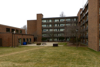 Fitzsimmons Arms in Taunton, MA - Building Photo - Building Photo