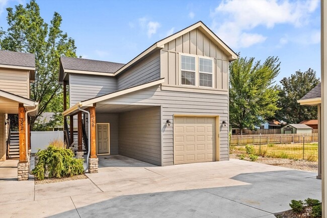 property at 352 E Idaho St