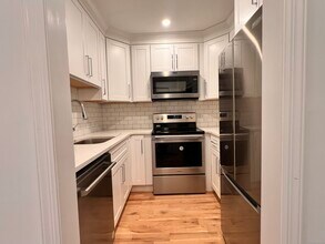 9 Hamilton Ave in Norwalk, CT - Building Photo - Building Photo