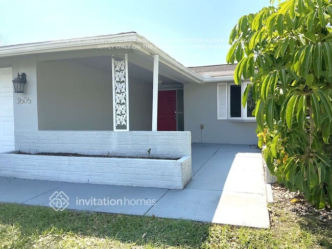 3605 Odom Dr in New Port Richey, FL - Building Photo - Building Photo