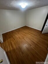 115 Sutherland Rd, Unit A in Boston, MA - Building Photo - Building Photo