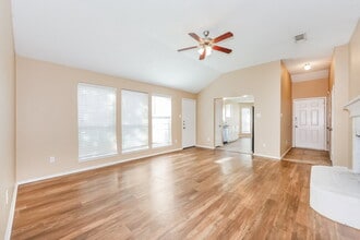 309 Willowstone Trail in Saginaw, TX - Building Photo - Building Photo