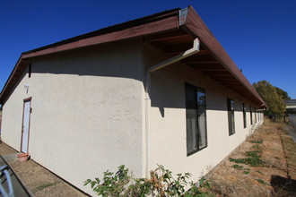 405 Kings Way in Suisun City, CA - Building Photo - Building Photo