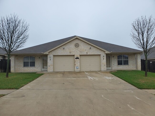 1306 Powder River Dr