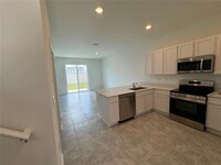 2426 Skyline Dr in Kissimmee, FL - Building Photo - Building Photo