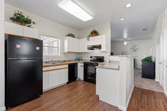 Ranch View Townhomes in Greenville, TX - Foto de edificio - Building Photo