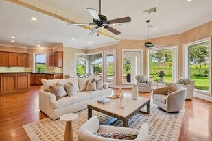 2 Wilmington Ct in Sugar Land, TX - Building Photo