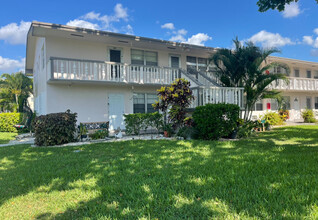 291 Windsor M in West Palm Beach, FL - Building Photo - Building Photo