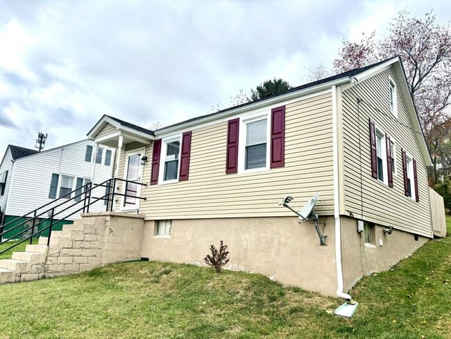 property at 1 Victory Heights