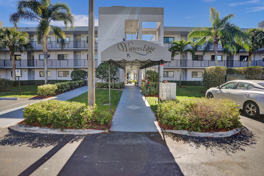 15355 Lakes of Delray Blvd in Delray Beach, FL - Foto de edificio