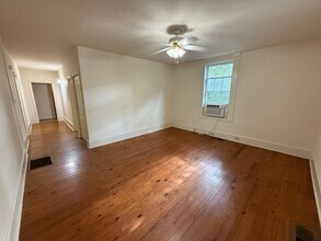 530 Nantahala Ave in Athens, GA - Building Photo - Building Photo