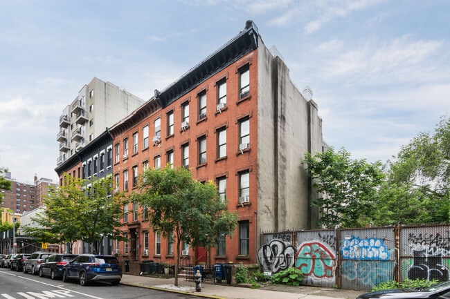 366 Baltic Street