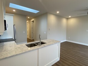 175 Weld St in Parksville, BC - Building Photo - Building Photo