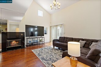 561 Jade Cir in Vallejo, CA - Building Photo - Building Photo