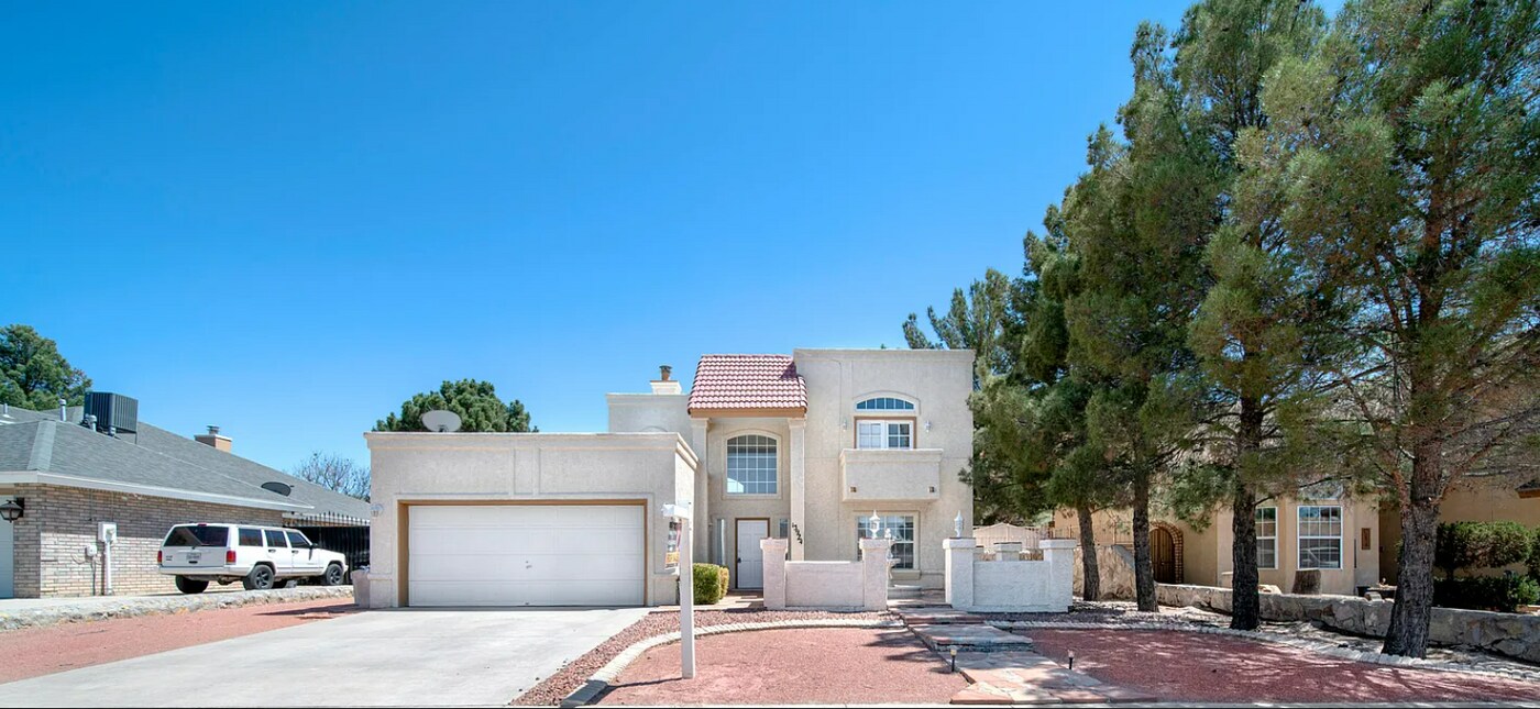 13924 Desert Song Dr in Horizon City, TX - Building Photo