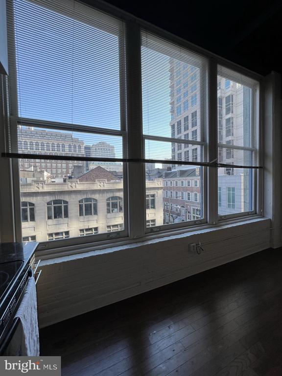 property at 801 Walnut St