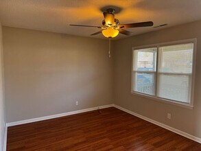 3757 Colonial Cove in Hope Mills, NC - Building Photo - Building Photo