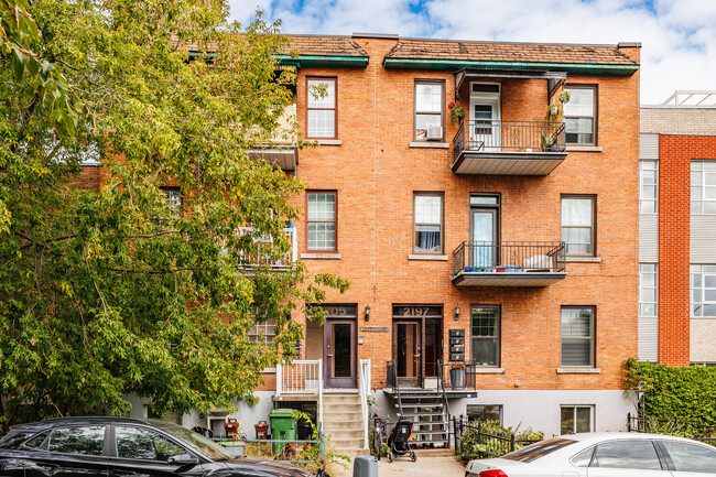 2197 Régent Av in Montréal, QC - Building Photo - Building Photo