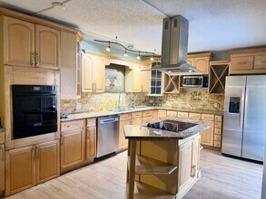 2638 10th Ct in Palm Harbor, FL - Building Photo - Building Photo