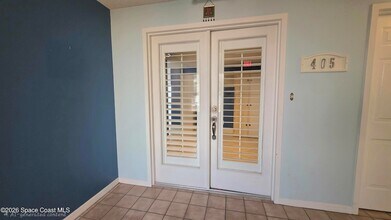 3223 S Atlantic Ave in Cocoa Beach, FL - Foto de edificio - Building Photo