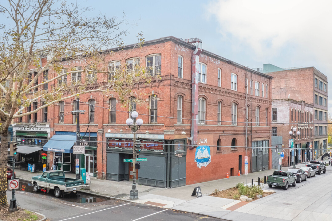 State Lofts in Seattle, WA - Building Photo