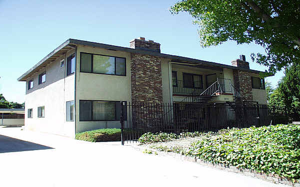 6004-6012 Gloria Dr in Sacramento, CA - Building Photo