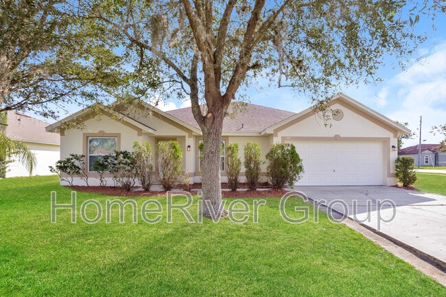 property at 702 Cockatoo Ct