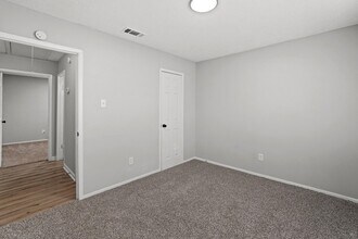 7215 Trogon Ln in Houston, TX - Building Photo - Building Photo