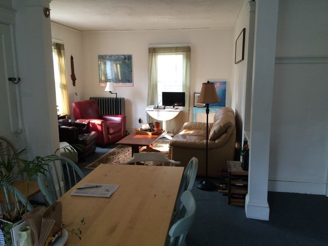property at 21 Marlborough Rd