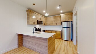 1122 W 250 S in American Fork, UT - Building Photo