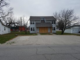 1320 -1340 S Harriet St in Martinsville, IN - Building Photo