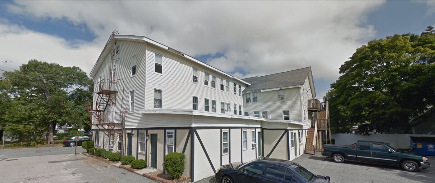 54 Longwood Ave in Wareham, MA - Building Photo