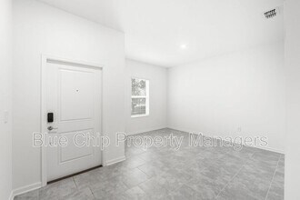 2066 Shaggy Fisher Dr in Apopka, FL - Building Photo - Building Photo