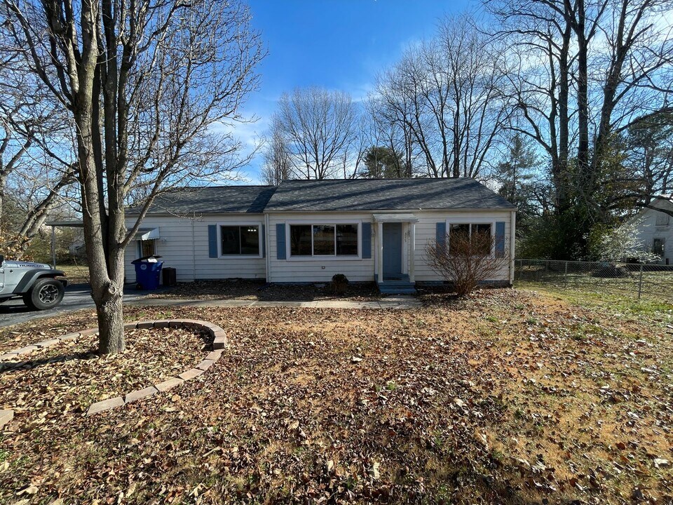 315 Jarrell St in Shelbyville, TN - Building Photo