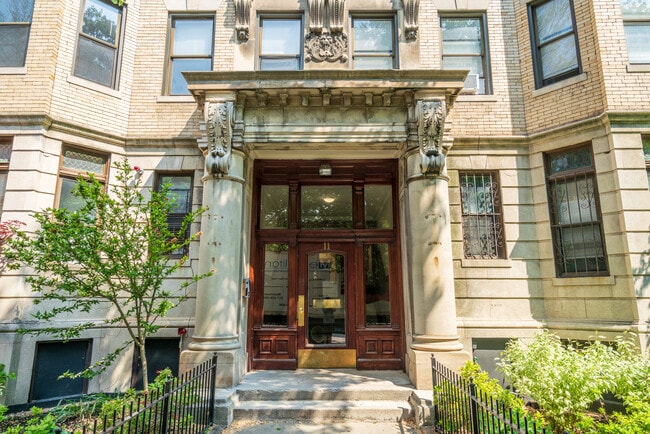 11 Queensberry Street