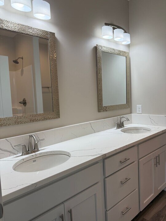 8830 Bristlecone Dr in Lincoln, NE - Building Photo