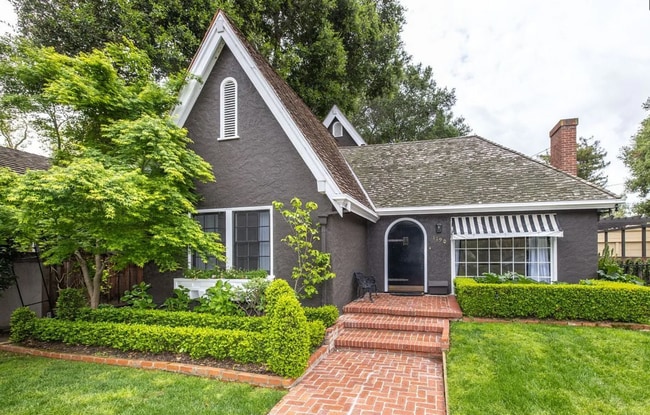 property at 1190 Hamilton Ave