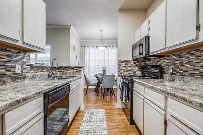 The Trestles Apartments in Stafford, TX - Building Photo - Building Photo