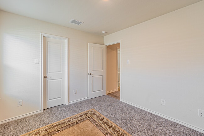 property at 1612 Harvest Glen Dr