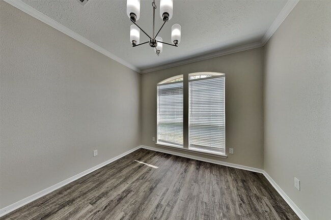 17126 Hamilwood Dr