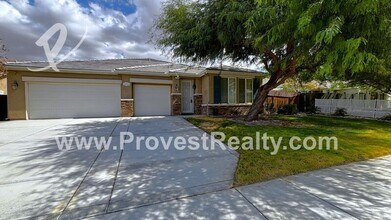 15753 Gable St in Victorville, CA - Building Photo - Building Photo